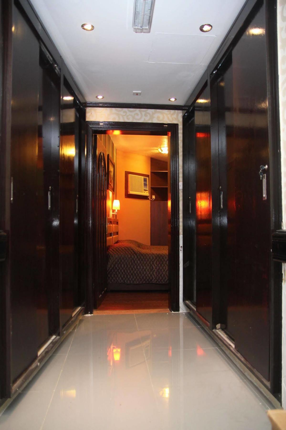 Oyo 329 Down Town Hotel Dubai Esterno foto